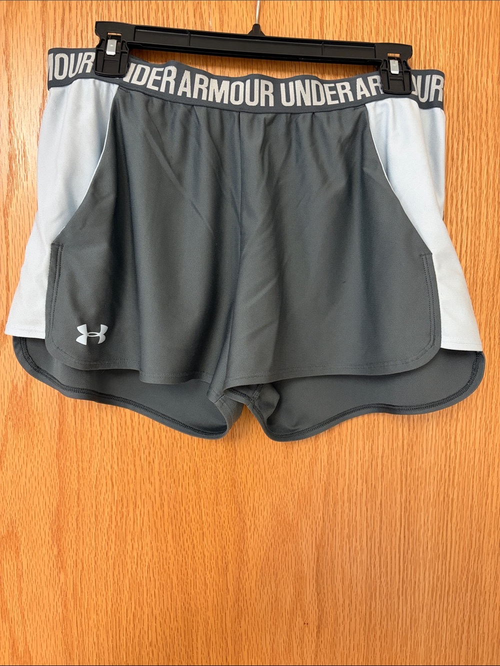 Under Armour Women's Dark Gray Athletic Shorts with Light Gray Panels | LG